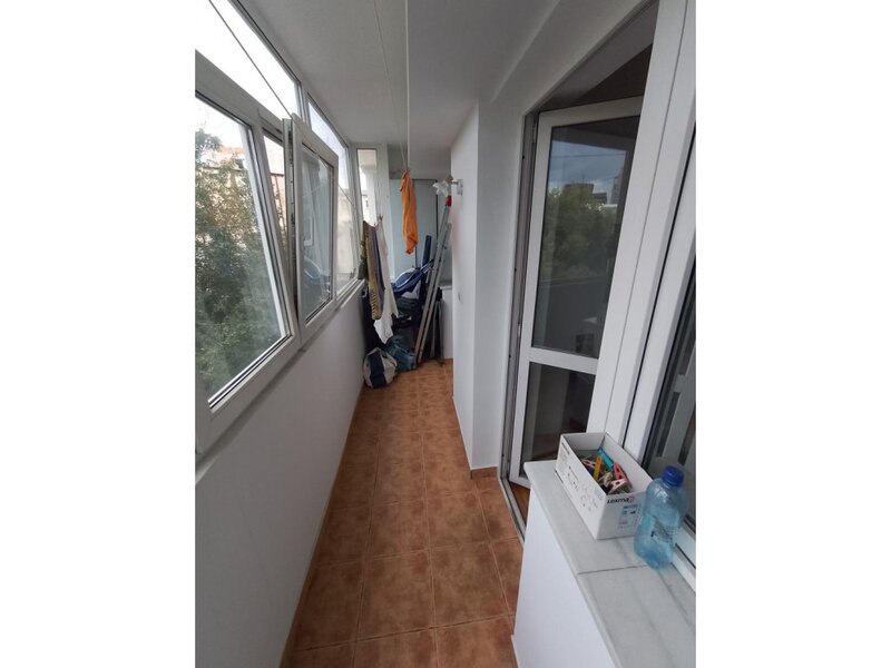 Unirii, apartament 3 camere, an 2000, etaj 1 din 7,